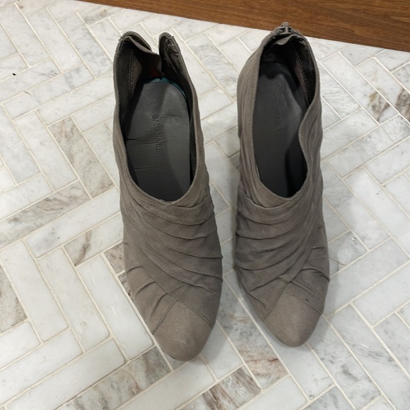 Banana Republic Gray Suede Booties - Picture 2 of 5